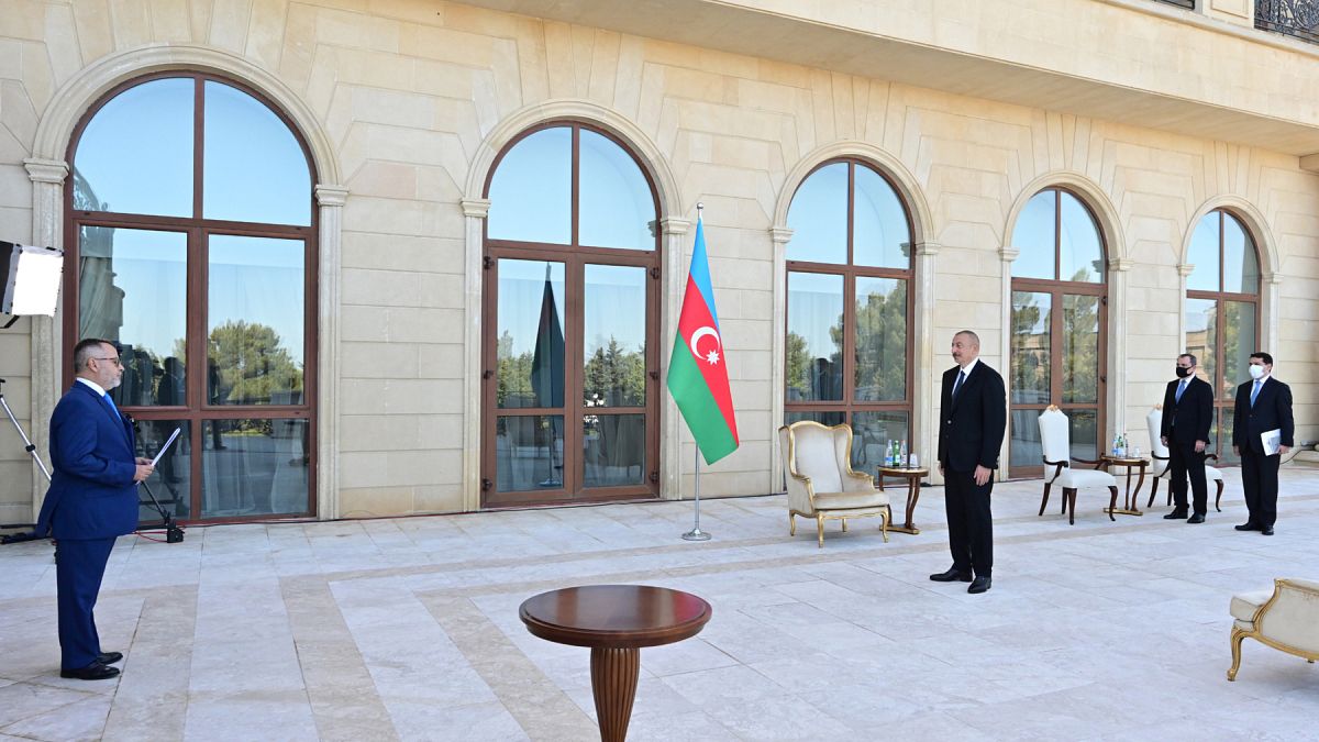 Azerbaycan Cumhurbaşkanı İlham Aliyev, Yunan Büyükelçiyi kabul etti