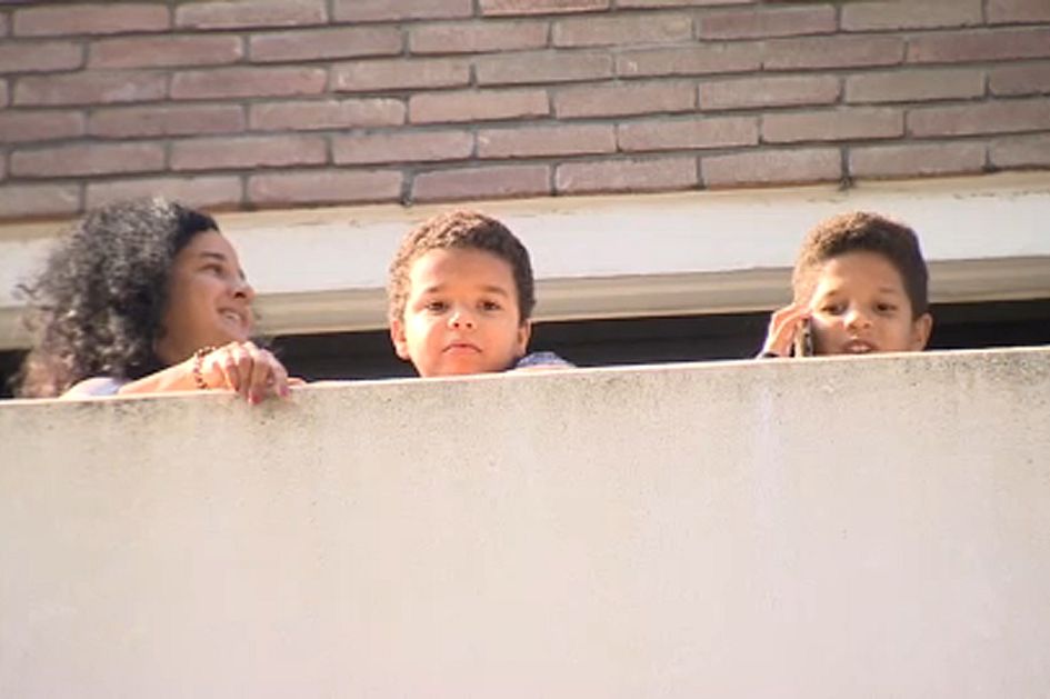 Children returning from Spain in quarantine ahead of school start in Brussels.
