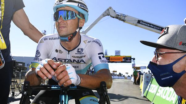 Der ausgepumpte, aber glückliche Tagessieger Alexej Luzenko vom Team Astana nach der 6. Etappe der Tour de France Der ausgepumpte, aber glückliche Tagessieger Alexej Luzenko vom Team Astana nach der 6. Etappe der Tour de France