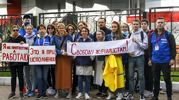 Az újságírók letartóztatása ellen tüntető riporterek, Minszk, 2020. szeptember 2. Az újságírók letartóztatása ellen tüntető riporterek, Minszk, 2020. szeptember 2.