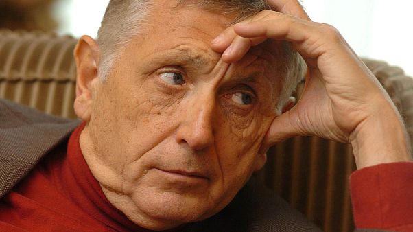 Классик чешской "новой волны" Иржи Менцель умер в возрасте 82 лет. Классик чешской "новой волны" Иржи Менцель умер в возрасте 82 лет.