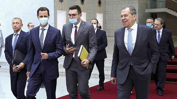 Suriye Devlet Başkanı Beşşar Esad, Rusya Dışişleri Bakanı Sergey Lavrov'u Şam'da kabul etti Suriye Devlet Başkanı Beşşar Esad, Rusya Dışişleri Bakanı Sergey Lavrov'u Şam'da kabul etti