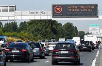  رسالة "تحذير من التلوث على الطريق الدائري لمدينة بوردو في فرنسا