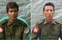Myanmar ordusundan firar eden iki asker 