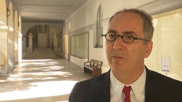 Dr. Laurent Toubiana - Epidemiologista Dr. Laurent Toubiana - Epidemiologista