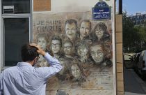 Une oeuvre de "street art" à Paris, en hommage aux membres assassinés de Charlie Hebdo : photo prise le 2 septembre 2020