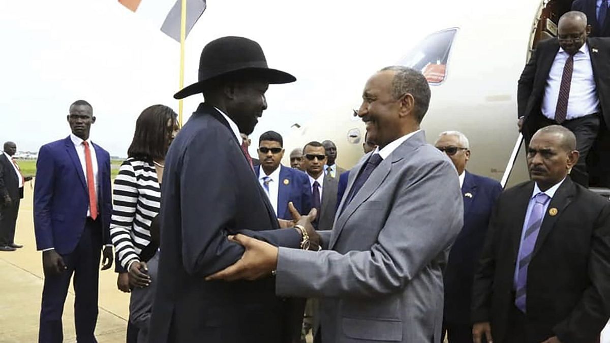 عبد الفتاح برهان، رئيس مجلس السيادة السوداني رفقة رئيس جنوب السودان سلفا كير