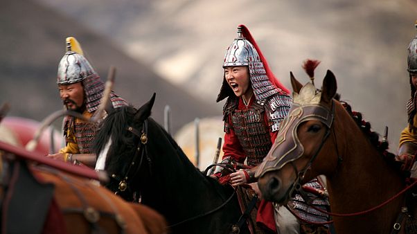 Mulan filmi için Disney'e tepki Mulan filmi için Disney'e tepki