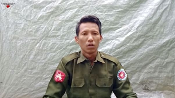Myo Win Tun, déserteur de l'armée birmane. Myo Win Tun, déserteur de l'armée birmane.