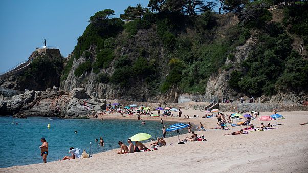 A praia de Lloret del Mar teve este ano menos afluência devido à pandemia A praia de Lloret del Mar teve este ano menos afluência devido à pandemia