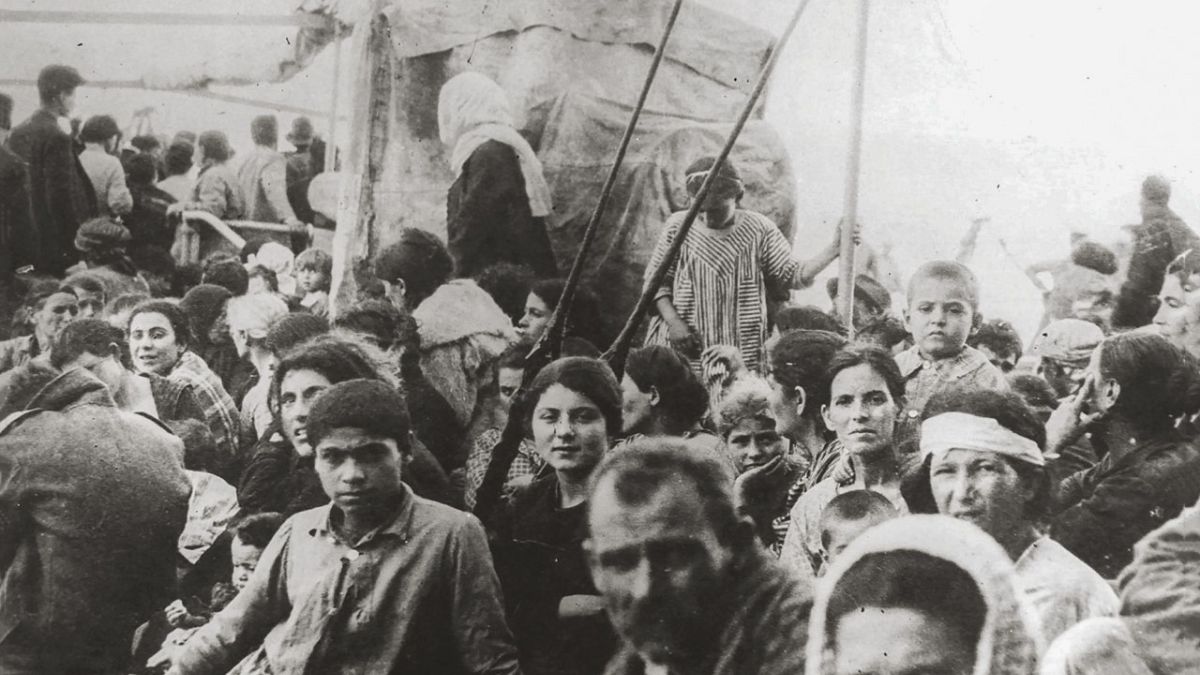 Profughi greci in fuga dall’Asia minore
