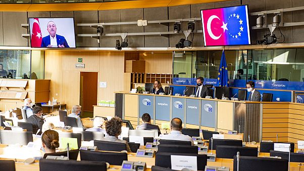 Τηλεδιάσκεψη με τον Μεβλούτ Τσαβούσογλου της Επιτροπής Εξ.Υποθέσεων της ΕΕ Τηλεδιάσκεψη με τον Μεβλούτ Τσαβούσογλου της Επιτροπής Εξ.Υποθέσεων της ΕΕ