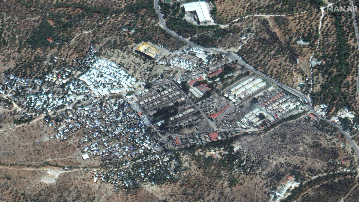 Αεροφωτογραφία από το κατεστραμμένο ΚΥΤ της Μόριας στη Λέσβο