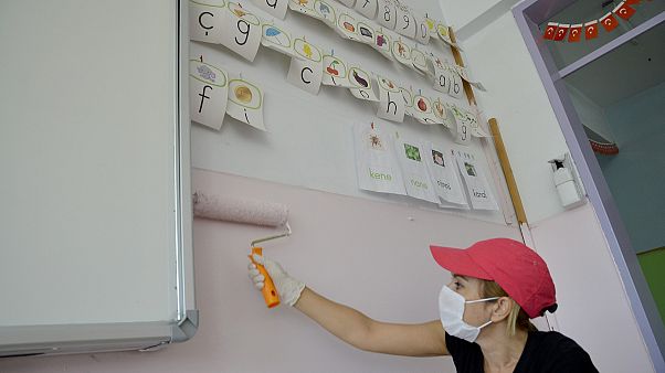 MEB, 21 Eylül'de başlayacak yüz yüze eğitim uygulamasına ilişkin teknik detayları içeren yazıyı il milli eğitim müdürlüklerine gönderdi MEB, 21 Eylül'de başlayacak yüz yüze eğitim uygulamasına ilişkin teknik detayları içeren yazıyı il milli eğitim müdürlüklerine gönderdi