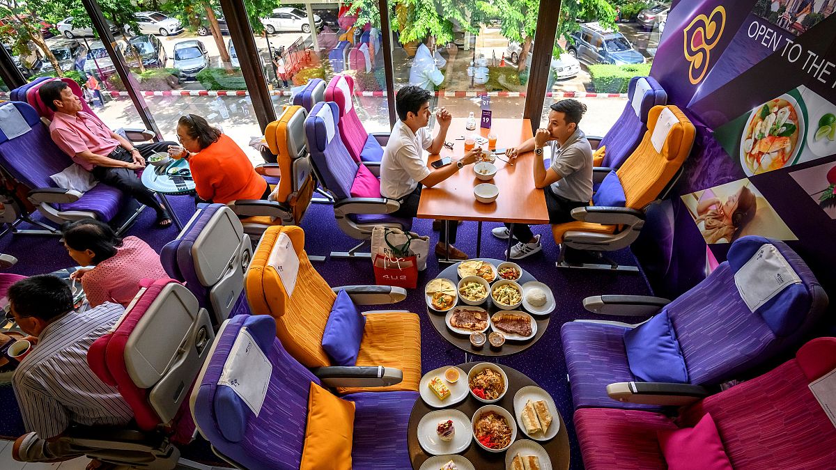 مطعم طائرة لكنه على الأرض في بانكوك