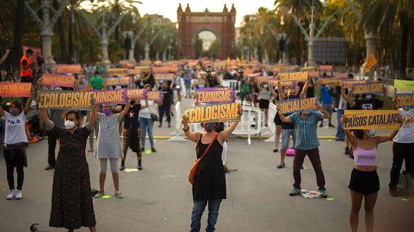 Митинги сепаратистов в Каталонии Митинги сепаратистов в Каталонии