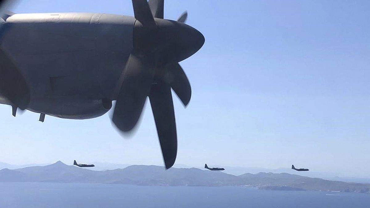  تشارك طائرات عسكرية في مناورة عسكرية يونانية أمريكية بالقرب من أثينا،  الجمعة، 11 سبتمبر، 2020