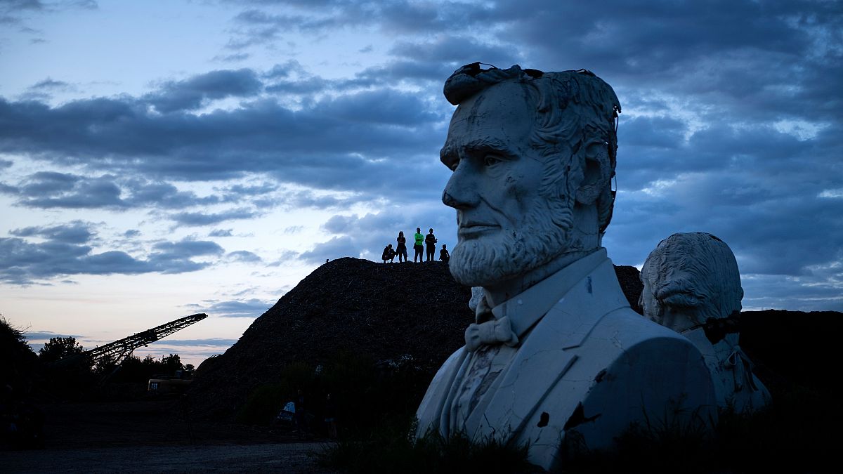 تمثال للرئيس أبراهام لينكولن