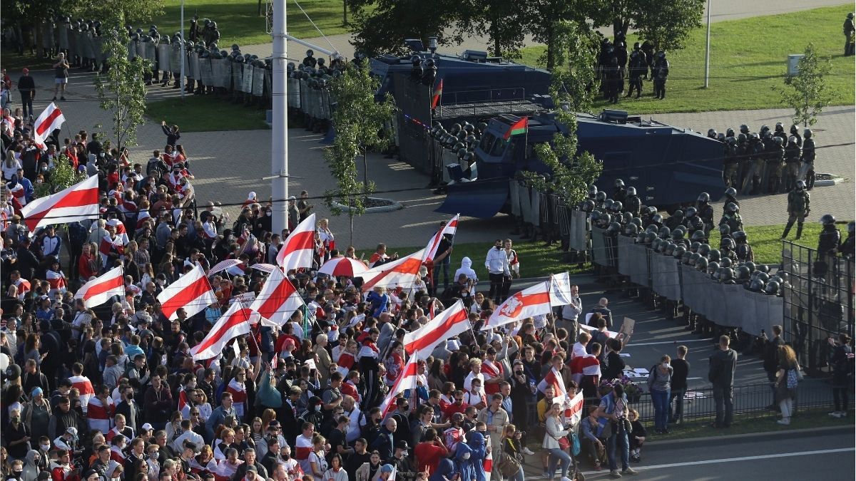 تظاهرات ده ها هزار نفر در مینسک، پایتخت بلاروس