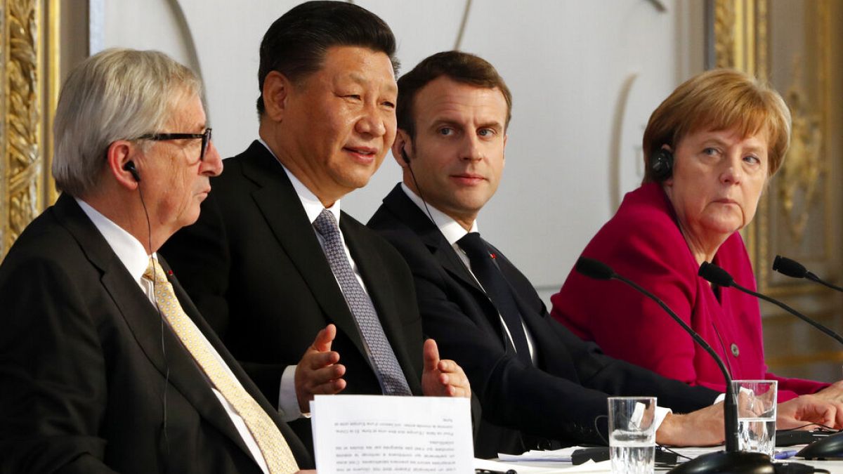 Európai vezetők a kínai elnökkel 2019 márciusában