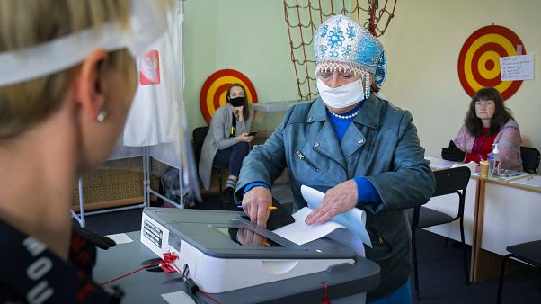 Избирательный участок в Ленинградской области. Избирательный участок в Ленинградской области.