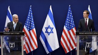 Il premier Benjamin Netanyahu e il consigliere amministrazione USA Jared Kushner