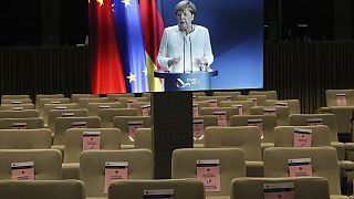 Angela Merkel online sajtótájékoztatót tart az EU-Kína csúcs első napja után
