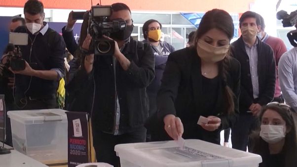 Ensayo previo al referéndum constitucional del 25 de octubre Ensayo previo al referéndum constitucional del 25 de octubre