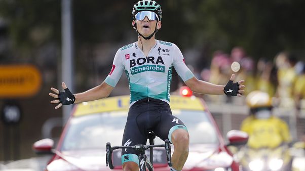 Lennard Kamna remporte la 16ème étape du Tour de France 2020, à Villard-de-Lans, France, le 15 septembre 2020 Lennard Kamna remporte la 16ème étape du Tour de France 2020, à Villard-de-Lans, France, le 15 septembre 2020