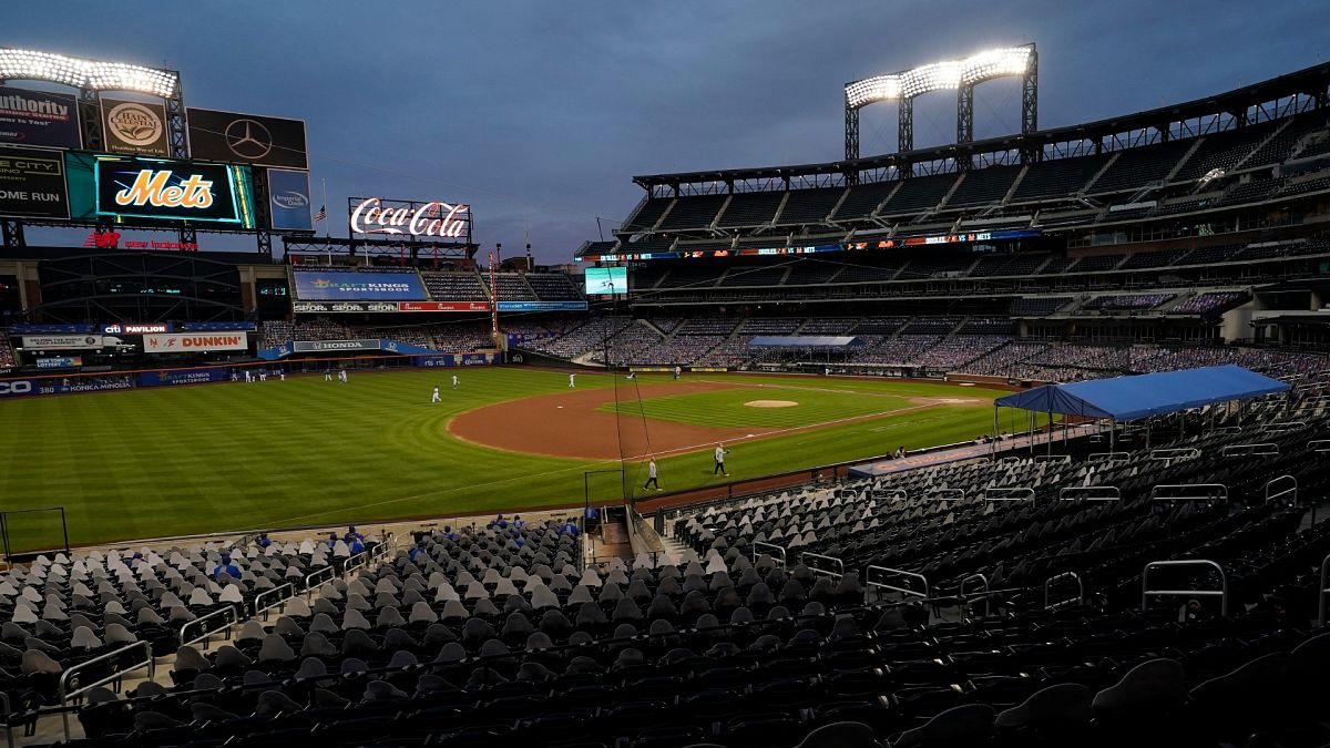Miyarder Steve Cohen, New York Mets beyzbol takımını satın alıyor