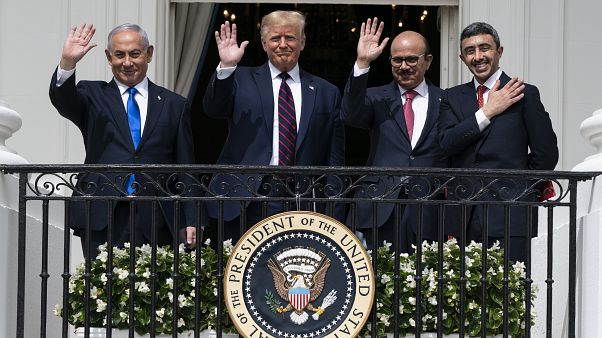 (L-R) Israeli PM Benjamin Netanyahu, Donald Trump, Bahrain Foreign Minister Khalid bin Ahmed Al Khalifa and UAE Foreign Minister Abdullah bin Zayed al-Nahyan, Sept. 15, 2020. (L-R) Israeli PM Benjamin Netanyahu, Donald Trump, Bahrain Foreign Minister Khalid bin Ahmed Al Khalifa and UAE Foreign Minister Abdullah bin Zayed al-Nahyan, Sept. 15, 2020.