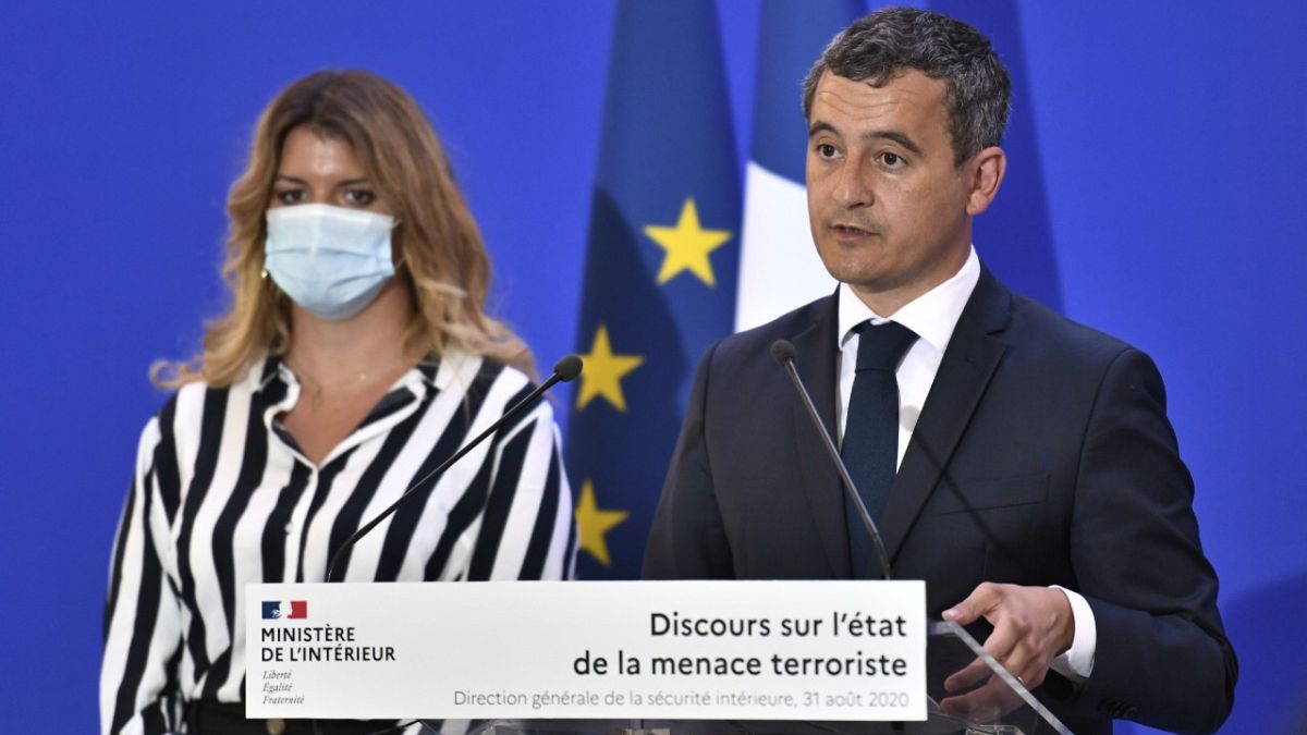 Fransa İçişleri Bakanı Gerald Darmanin ve Vatandaşlık İşlerinden Sorumlu Devlet Bakanı Marlene Schiappa