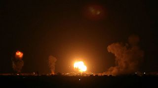 İsrail savaş uçakları, Gazze'nin güneyindeki Han Yunus kentinde Hamas'a ait hedeflere hava saldırısı düzenledi