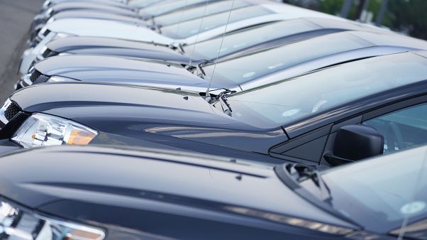 Caen un 32% las ventas de coches en la UE desde enero Caen un 32% las ventas de coches en la UE desde enero