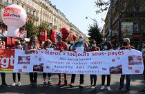 Fransa'da sendikalar protesto düzenledi