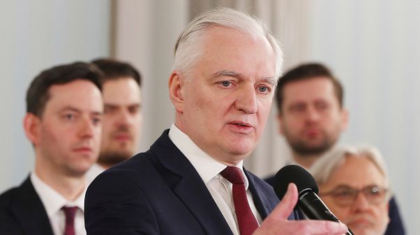 Primeiro-ministro adjunto Jaroslaw Gowin demitiu-se em abril Primeiro-ministro adjunto Jaroslaw Gowin demitiu-se em abril