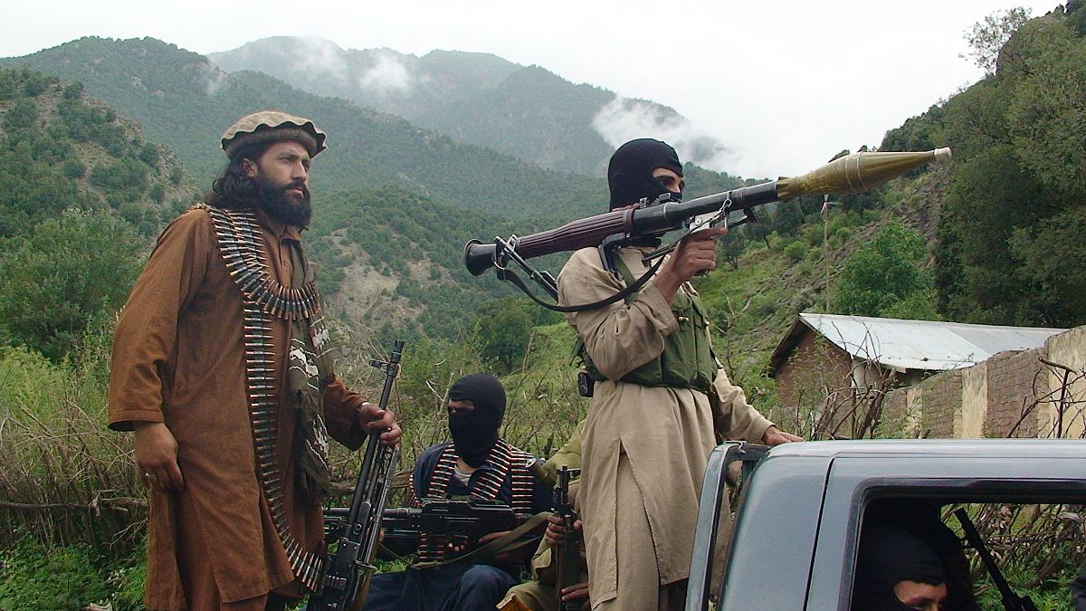 Pakistan Talibanı (Tahrik-i Tuleba-yı Pakistan) militanları