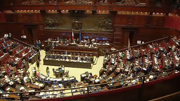 Itália decide em referendo um corte no número de deputados Itália decide em referendo um corte no número de deputados