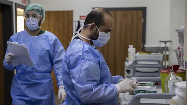 Son 24 saatte koronavirüsten dolayı 62 kişi hayatını kaybetti Son 24 saatte koronavirüsten dolayı 62 kişi hayatını kaybetti