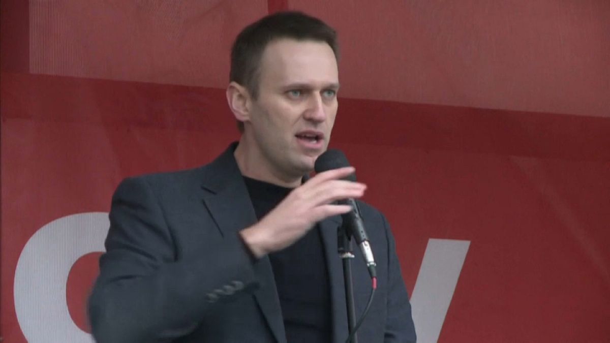Navalnij lábadozik, a német kormány Moszkvával hadakozik 