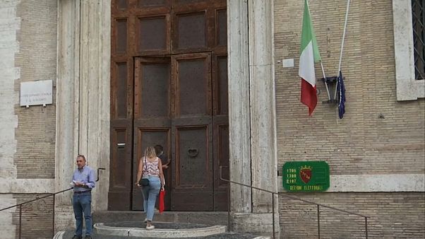 Italia: al voto per il referendum sul taglio dei parlamentari Italia: al voto per il referendum sul taglio dei parlamentari