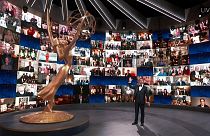 Virtuálisan osztották ki a szobrocskákat a 72. Emmy-díjátadón