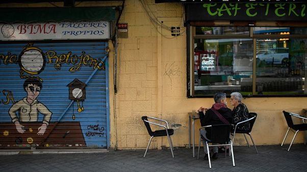 Covid-19: Συλλογική ευθύνη αναζητούν οι κυβερνήσεις σε Ισπανία και Βρετανία Covid-19: Συλλογική ευθύνη αναζητούν οι κυβερνήσεις σε Ισπανία και Βρετανία