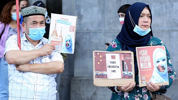 Çin'in Doğu Türkistan politikasını protesto eden Uygur Türkleri Çin'in Doğu Türkistan politikasını protesto eden Uygur Türkleri