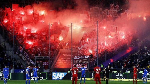 Bayern München szurkolók a vendégszektorban Hoffenheimben 2020. február 29-én Bayern München szurkolók a vendégszektorban Hoffenheimben 2020. február 29-én