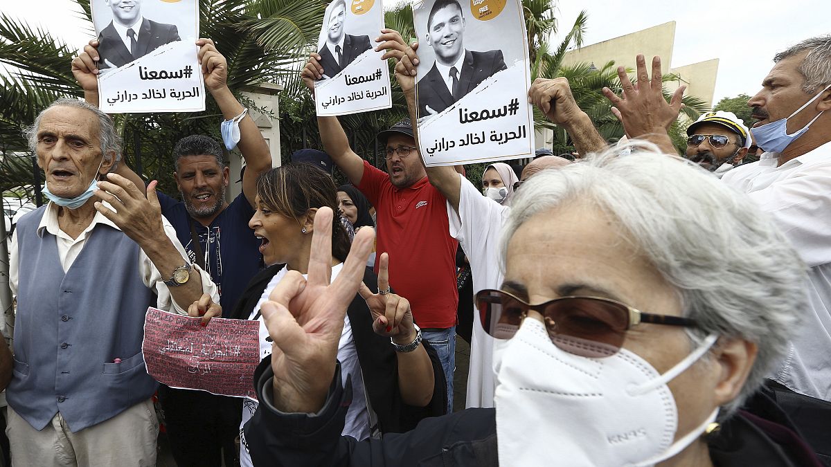 متظاهرون يطالبون بإطلاق خالد درارني في أيلول/سبتمبر 2020