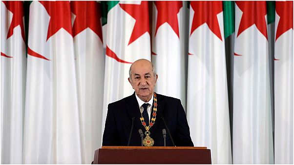 الرئيس الجزائري عبد المجيد تبون قال إن التطبيع "هرولة لا نباركها ولا نشارك فيها" الرئيس الجزائري عبد المجيد تبون قال إن التطبيع "هرولة لا نباركها ولا نشارك فيها"