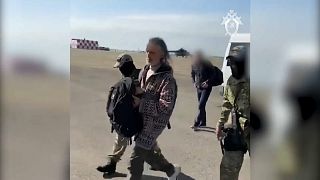 Ein Sektenanführer nach der Festnahme in der russischen Region Krasnojarsk