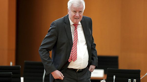 Der deutsche Innenminister Horst Seehofer bei der wöchentlichen Kabinettssitzung in Berlin, 16. September 2020 Der deutsche Innenminister Horst Seehofer bei der wöchentlichen Kabinettssitzung in Berlin, 16. September 2020