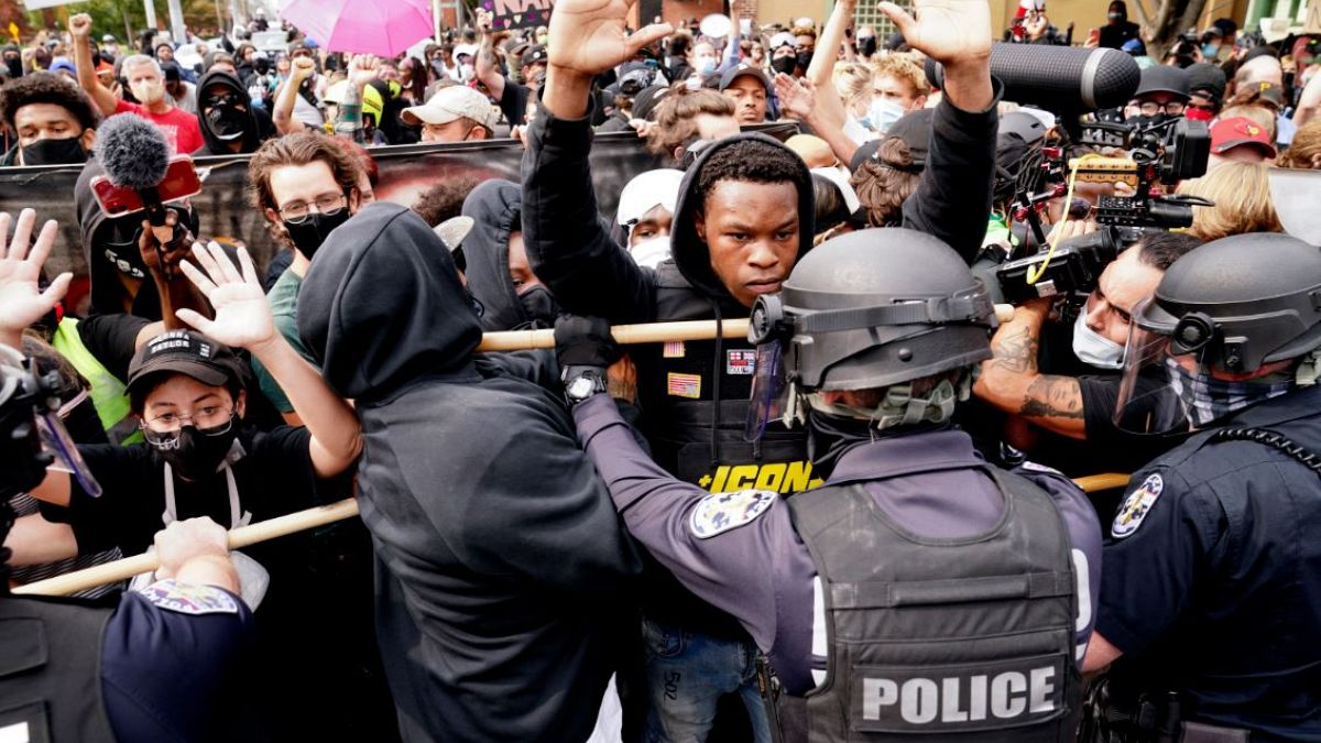 "Empörend und beleidigend": Neue Proteste gegen Polizeigewalt in den USA